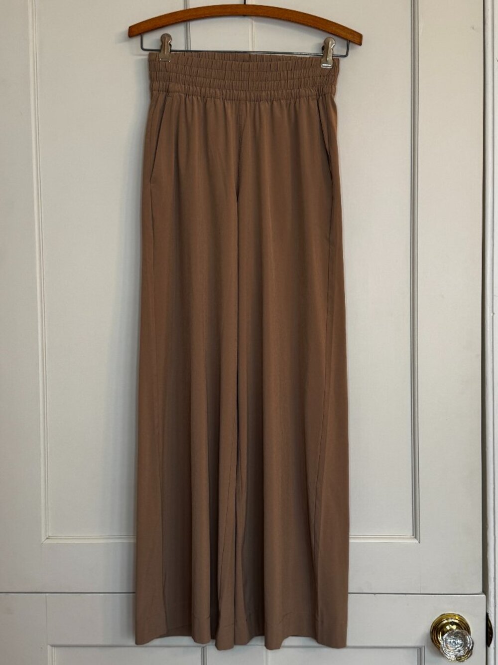 Vuori Womens Villa Wide Leg Pants Sorrel Brown Lightweight Stretch Size XS - Picture 3 of 16